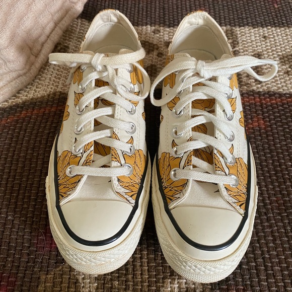 Converse Low Top Chuck 70s in Vintage Floral - Picture 4 of 6